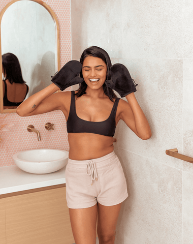 b.tan i don't want tan on my hands... b.tan body